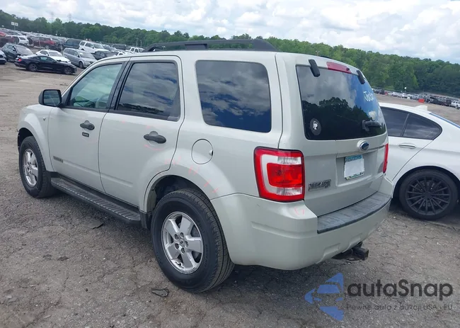 1FMCU03118KD15147: 42223618