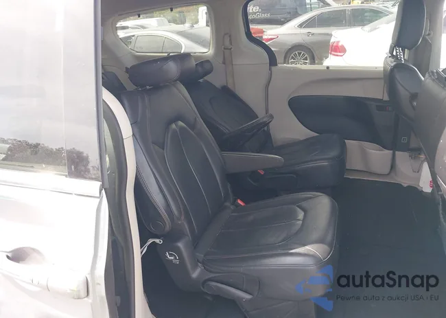 2C4RC1BG9LR272118: 42223910