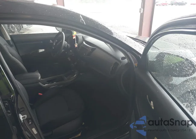 KNDPB3AC8G7861074: 42223927