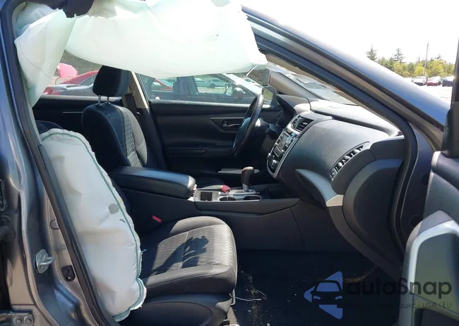 1N4AL3AP5JC270792: 42223209