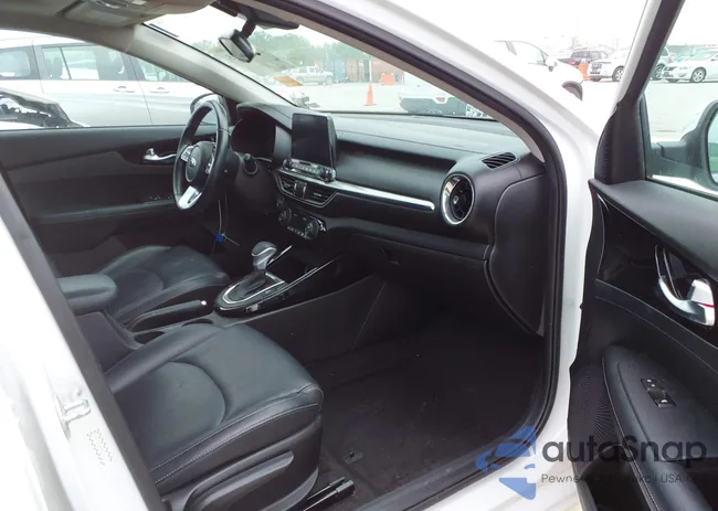 3KPF54AD0ME313177: 42224415