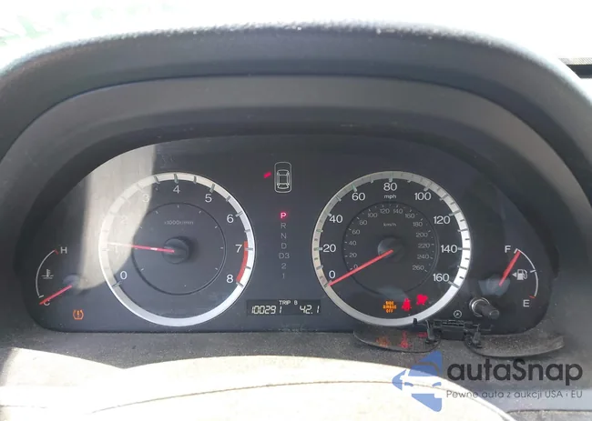 1HGCP2F32BA058082: 42224418