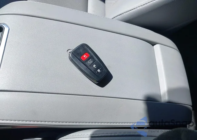 5TDEBRCH1MS058935: 42224700