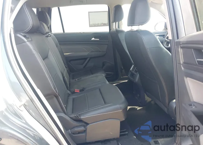 1V2HR2CA8PC526571: 42224755