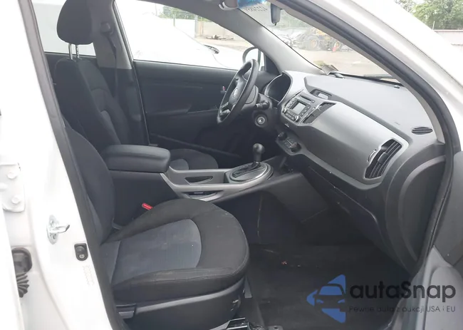 KNDPB3ACXF7793956: 42224859