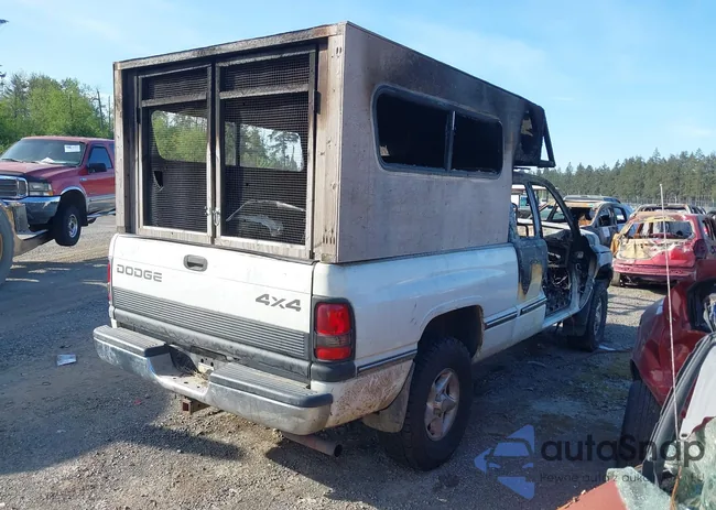 3B7HF13Y2VG738782: 42224906