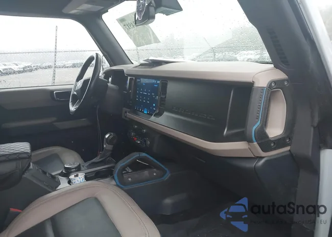 1FMEE5DP2NLA70127: 42224917