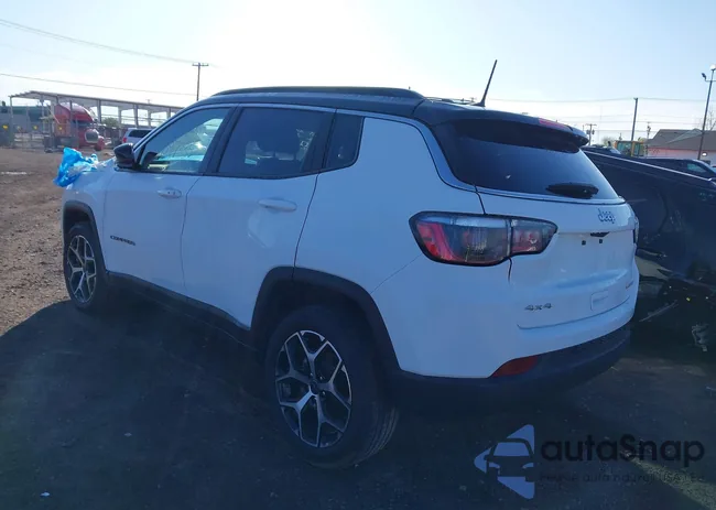 3C4NJDCN0ST566747: 42224070