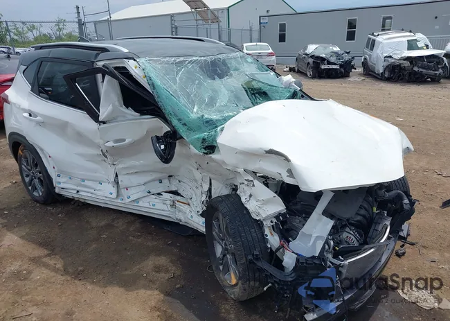 KNDEU2AA7P7349610: 42224149