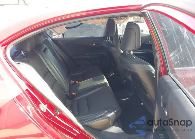 1HGCR2F56HA043640: 42225577