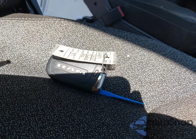 3C6LRVCGXPE504489: 42225647