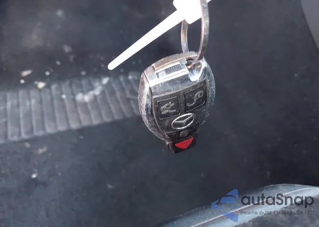 WDDSJ4EB0GN302964: 42225036