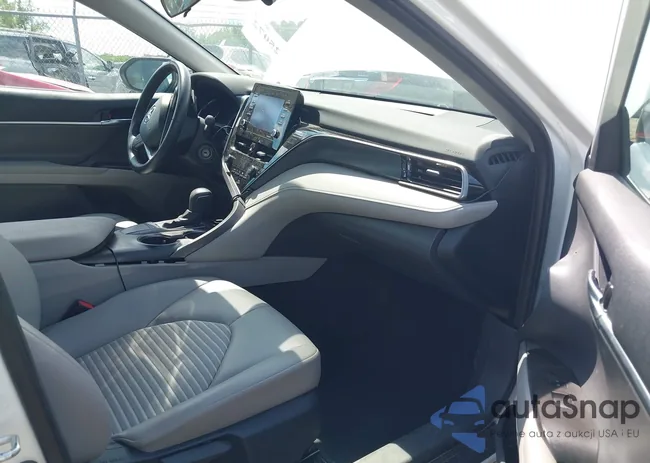 4T1G11AK8NU045507: 42225072