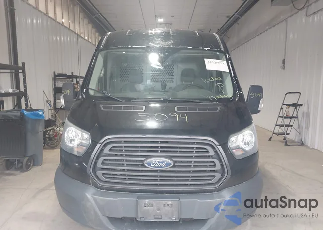 1FTYR2CM4FKA84470: 42225094