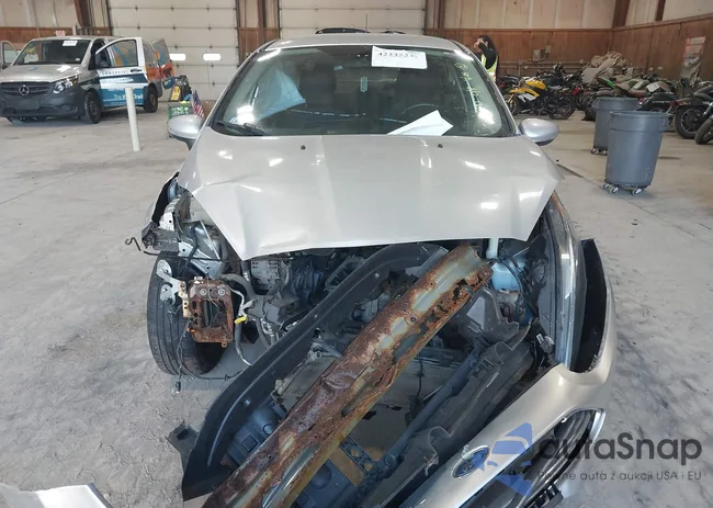 3FADP4BJ5EM144745: 42225239