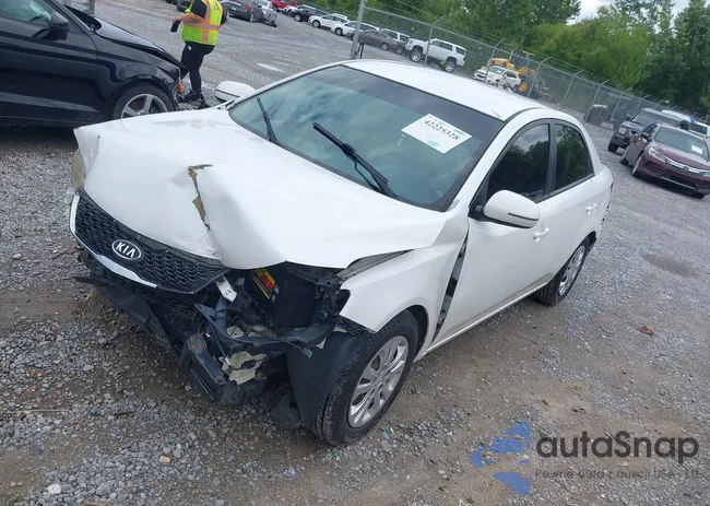 KNAFU4A28D5687403: 42225328