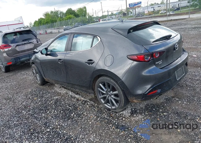 JM1BPBMM4K1130776: 42226637