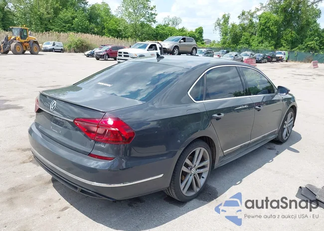 1VWDT7A30HC070048: 42226672