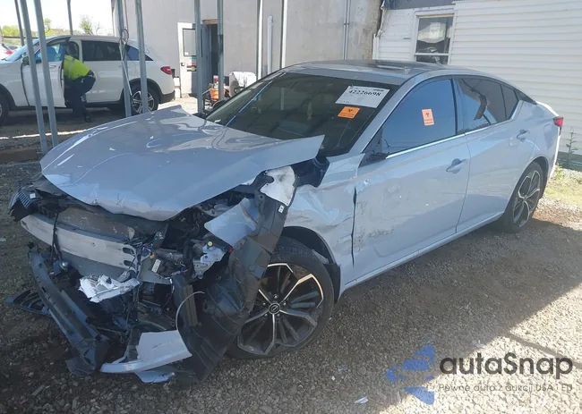 1N4BL4CW4PN383905: 42226698