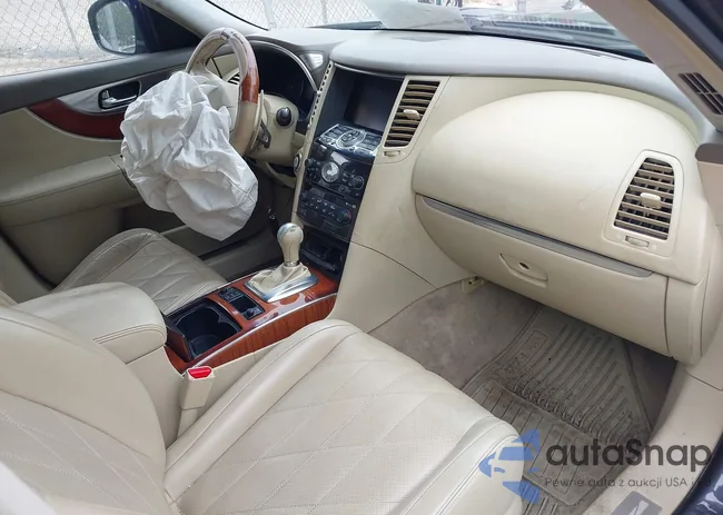 JNRAS18W39M152180: 42226853