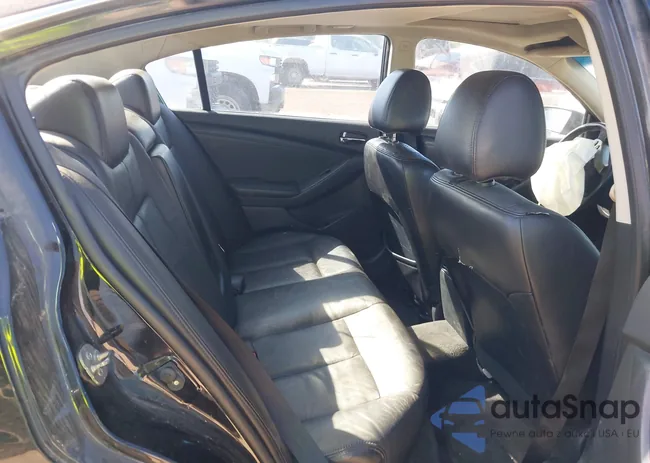 1N4BL2AP6CC130218: 42226875