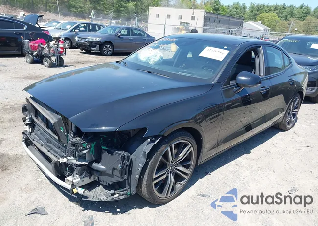 7JRBR0FM2KG018066: 42226906