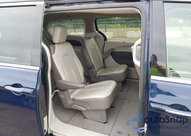 2C4RC1EG1JR212407: 42226180