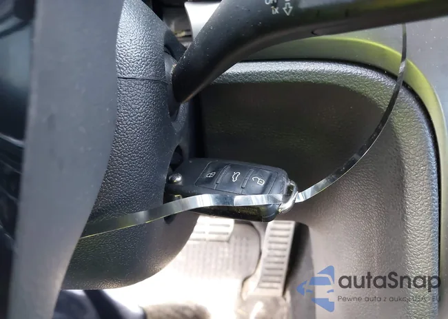 1VWDT7A36HC081362: 42226220