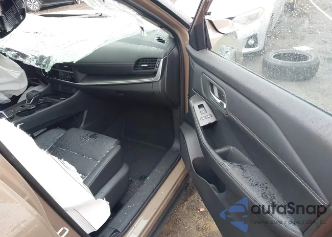 JN8BT3BB2SW159929: 42226252