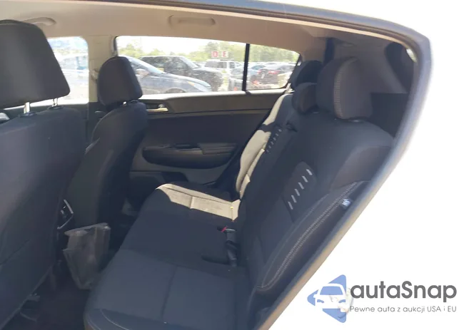 KNDPMCAC5J7372245: 42227419