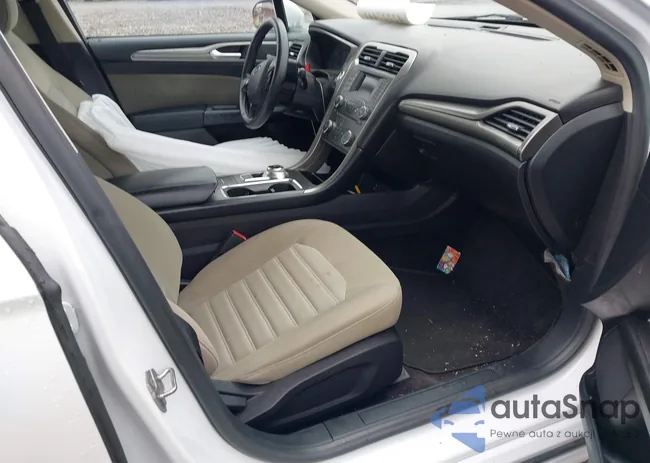 3FA6P0G74HR279107: 42227441