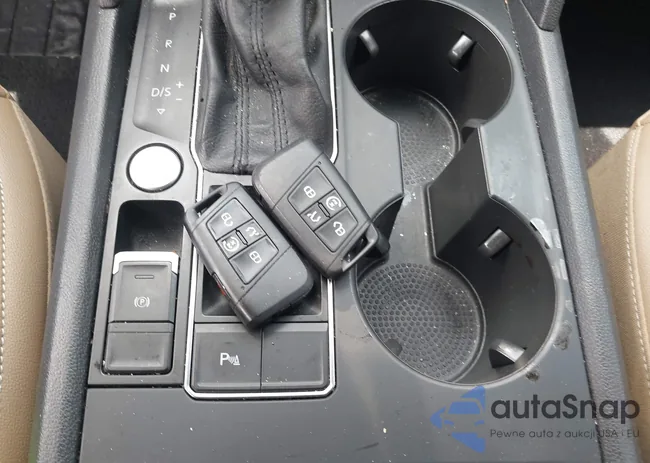 1V2YE2CA3LC222716: 42227482