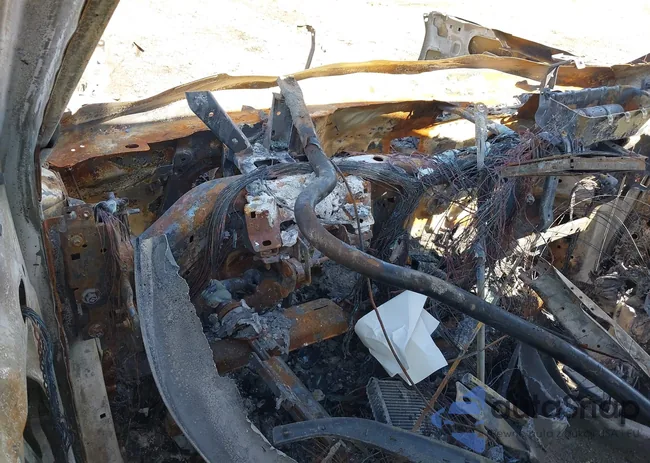 3FMCR9C6XNRE24618: 42227661