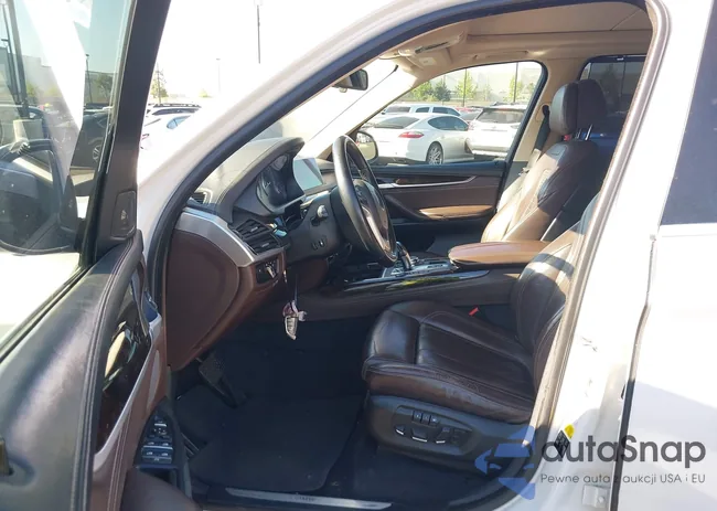 5UXKR0C54F0P18132: 42227718