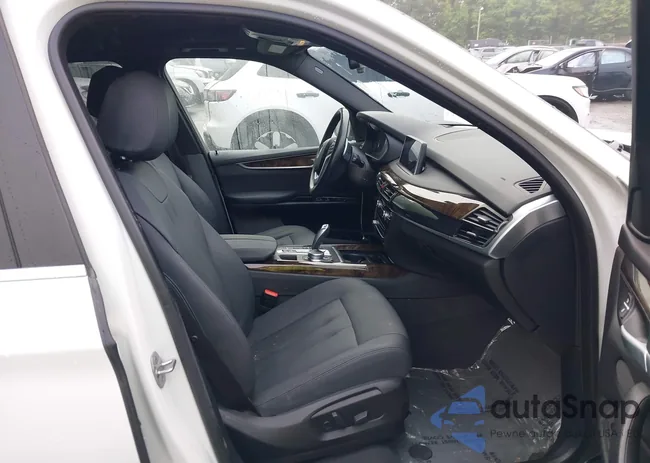 5UXKT0C51J0W01277: 42227736