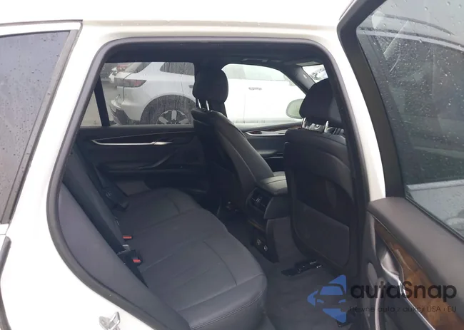 5UXKT0C51J0W01277: 42227736