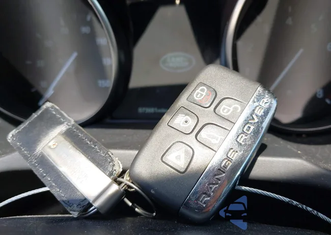 SALVP2RXXJH298016: 42227901