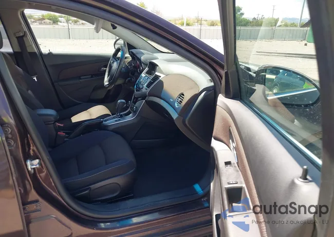 1G1PC5SB8F7126147: 42227926