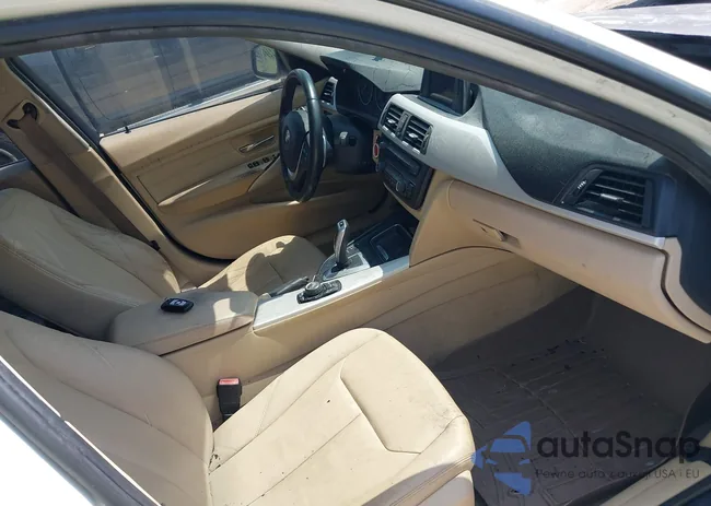 WBA3C1C58DF444891: 42227947