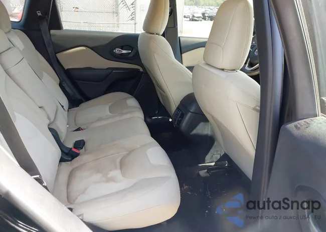 1C4PJMAB9GW145256: 42228446