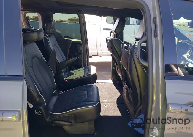 2C4RC1GG0NR187714: 42228705