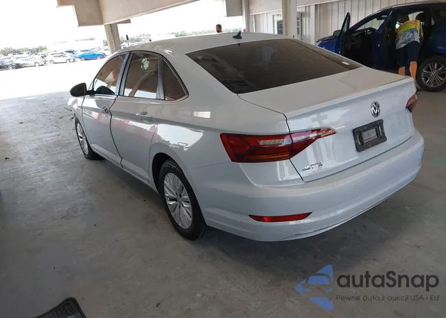 3VWC57BU7KM052908: 42228771