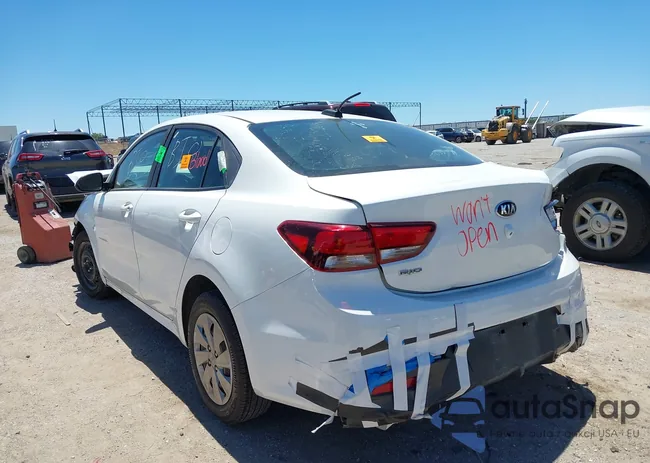 3KPA24AB1KE211207: 42228786