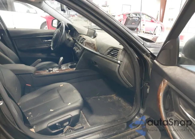 WBA3B3C53DF542421: 42228850