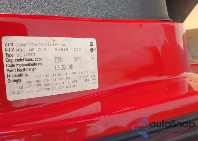 3VWFP7AT5CM615634: 42228024