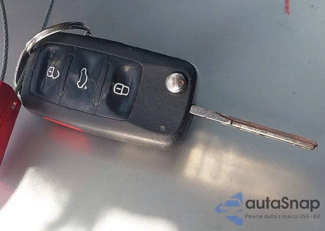 3VWJZ7AJ9AM079772: 42228071