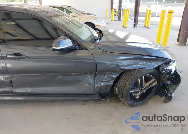 WBA4J1C50JBA29774: 42228072