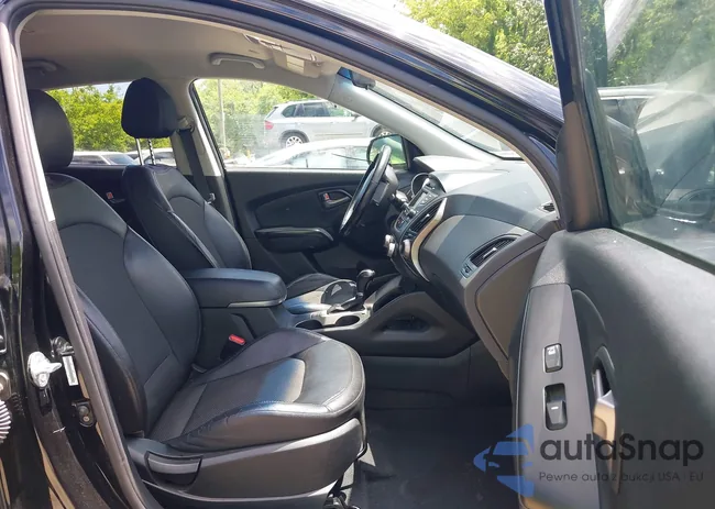 KM8JU3AGXEU840403: 42228076