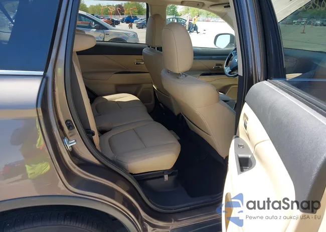 JA4AZ3A30KZ008337: 42228081