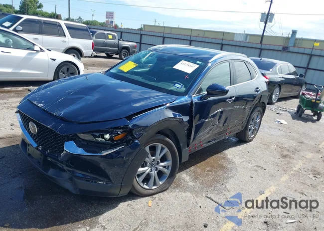 3MVDMBCM2RM653311: 42228107